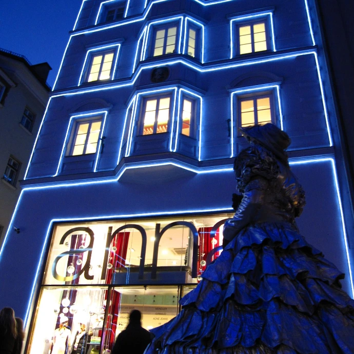 Weihnachtsbeleuchtung Einwaller Innsbruck Weihnachtsbeleuchtung Fassade Einwaller anna in Innsbruck