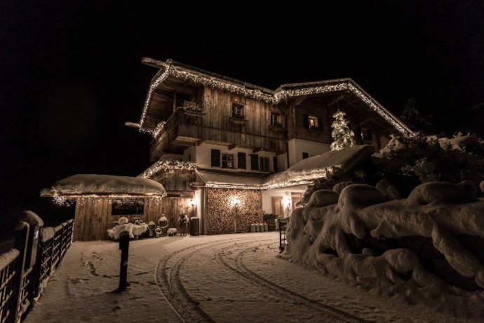 Giebelbeleuchtung Privatchalet in Jochberg